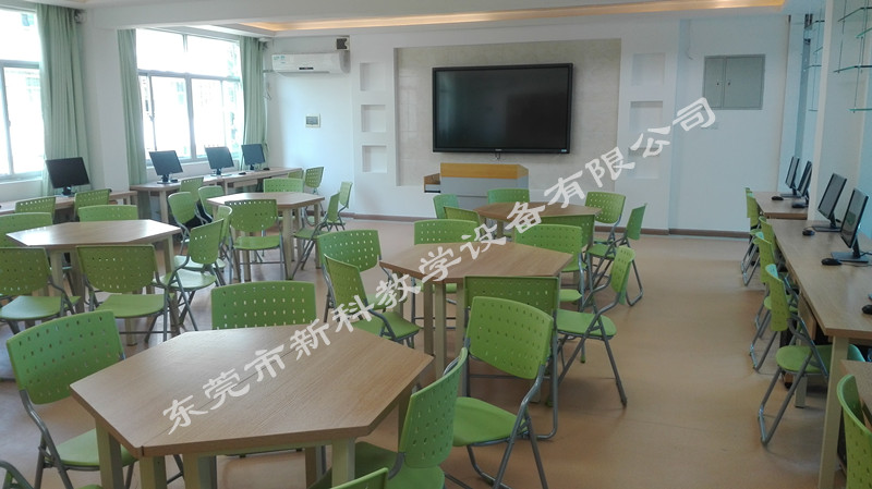 <a href='http://www.szmljz.com' target='1' style='font-size:14px; font-weight:bold; color:#0080ff;'>創(chuàng)客實驗室</a>