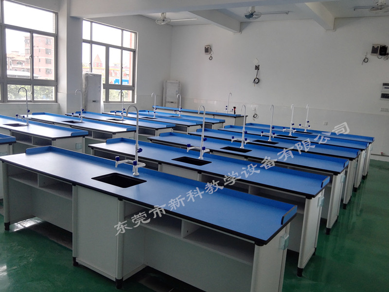 <a href='http://www.szmljz.com/chanpin/53-1.html' target='1' style='font-size:18px; font-weight:bold; color:#000000;'>科學實驗室</a>