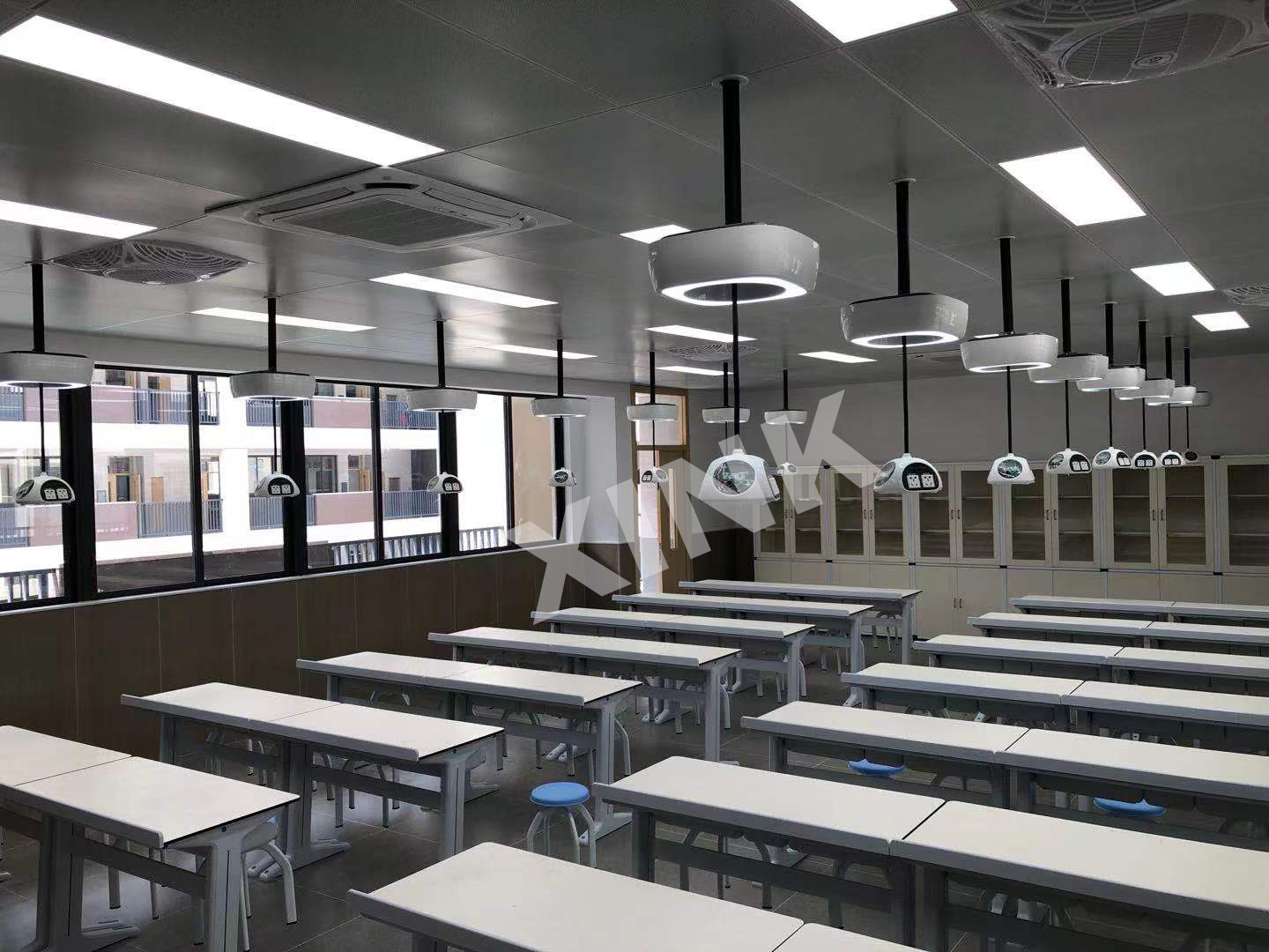 吊裝<a href='http://www.szmljz.com/' target='1' style='font-size:14px; font-weight:bold; color:#0080ff;'>物理實驗室</a>