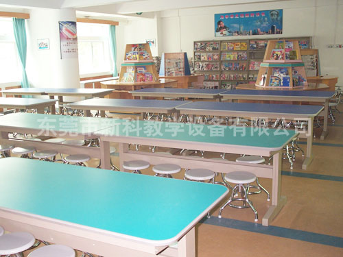 <a href='http://www.szmljz.com/chanpin/110-1.html' target='1' style='font-size:18px; font-weight:bold; color:#000000;'>圖書閱覽室</a>7