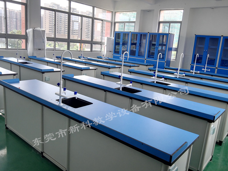 <a href='http://www.szmljz.com/chanpin/53-1.html' target='1' style='font-size:18px; font-weight:bold; color:#000000;'>科學實驗室</a>廠家