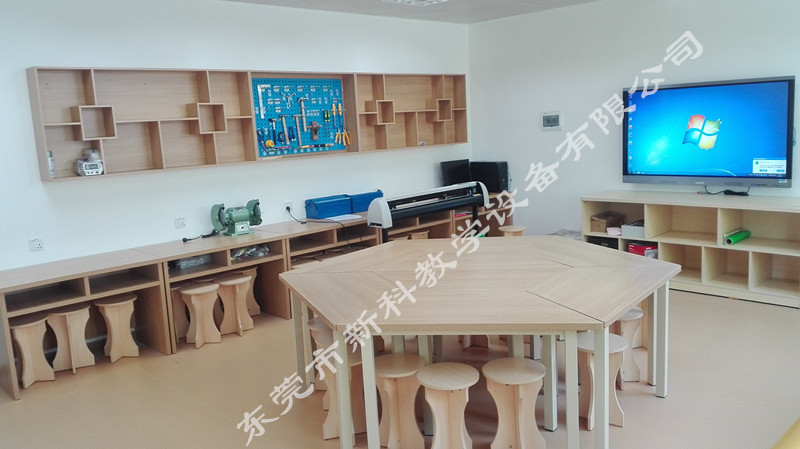 <a href='http://www.szmljz.com' target='1' style='font-size:14px; font-weight:bold; color:#0080ff;'>創客實驗室</a>