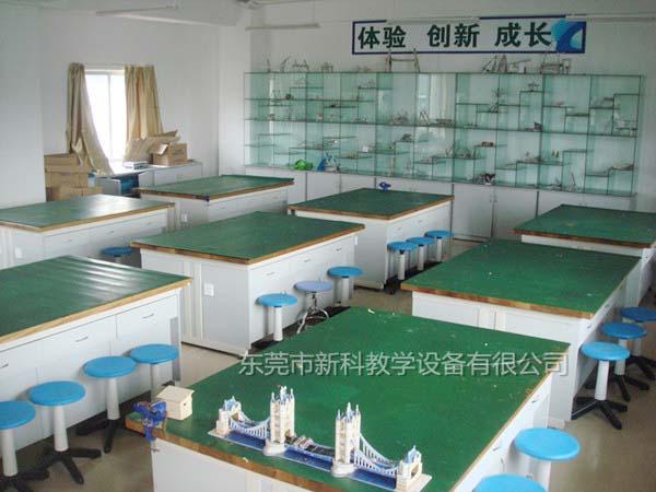 <a href='http://www.szmljz.com/chanpinyiji/37-1.html' target='1' style='font-size:18px; font-weight:bold; color:#ff0000;'>通用技術(shù)實(shí)驗(yàn)室設(shè)備</a>