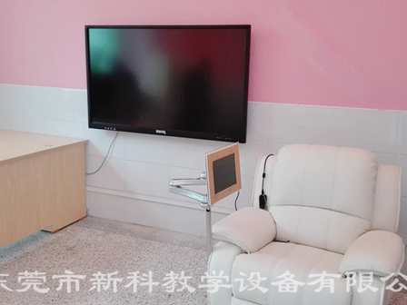 <a href='http://www.szmljz.com' target='1' style='font-size:14px; font-weight:bold; color:#0080ff;'>心理咨詢室</a>布置