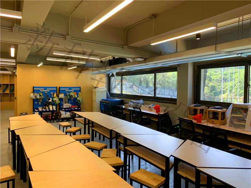 <a href='http://www.szmljz.com' target='1' style='font-size:14px; font-weight:bold; color:#0080ff;'>創(chuàng)客實驗室</a>