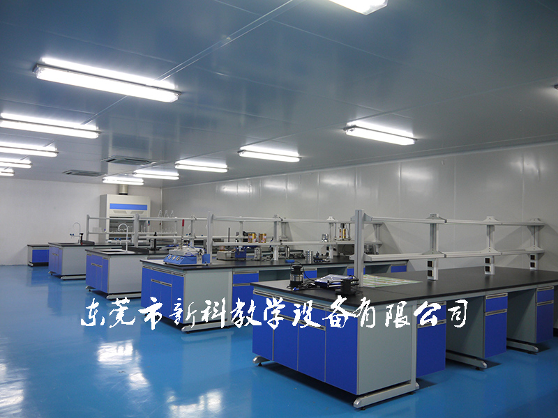 <a href='http://www.szmljz.com/products/63-1.html' target='1' style='font-size:18px; font-weight:bold; color:#000000;'>中央實驗臺</a>案例